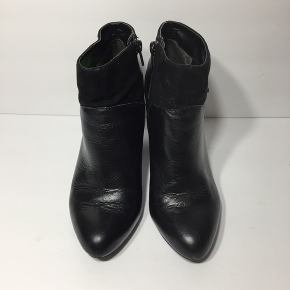 Bar lll Nimble Pointed Toe Leather Ankle Booties - Picture 1 of 7
